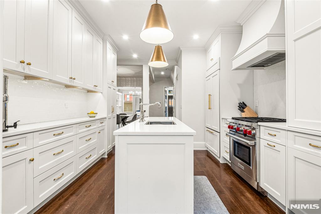 property viewer photo 8