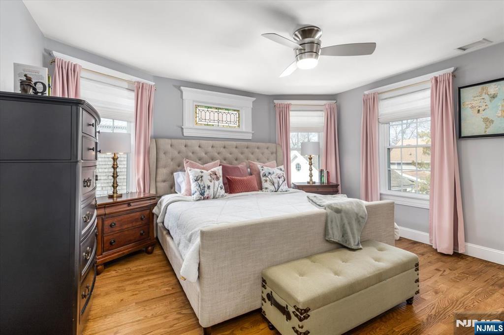 property viewer photo 17