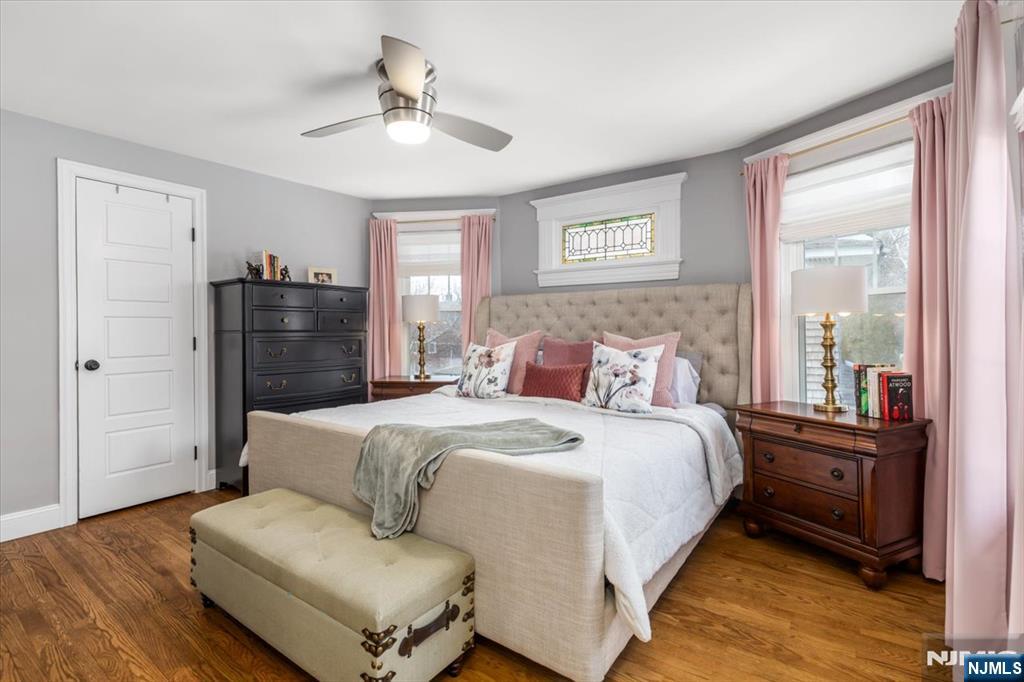 property viewer photo 18