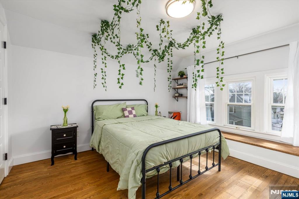 property viewer photo 31