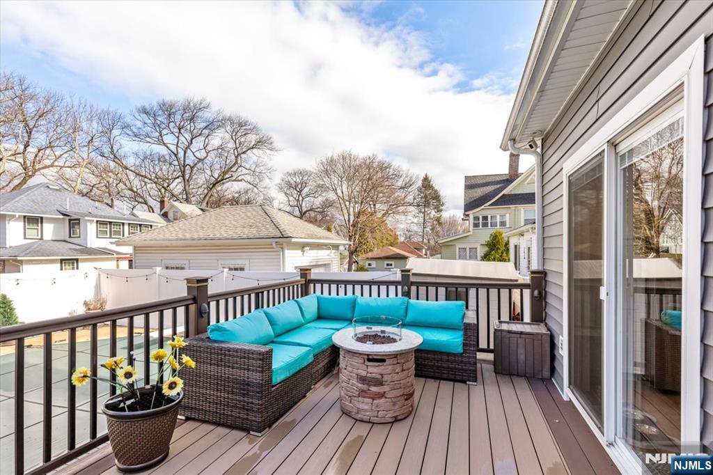 property viewer photo 36
