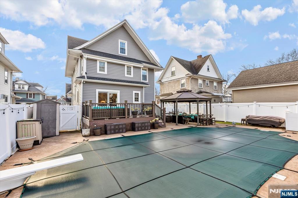 property viewer photo 39