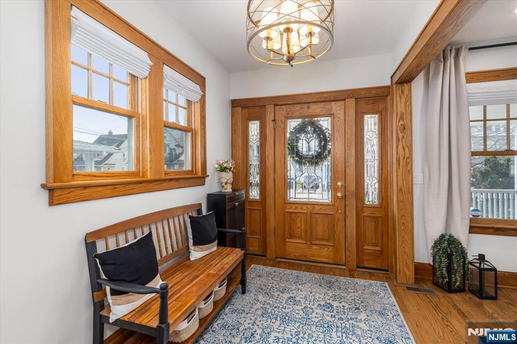 property viewer photo 4