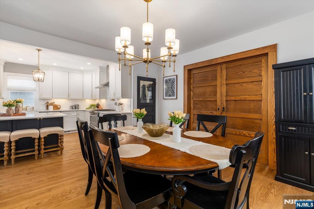 property viewer photo 9