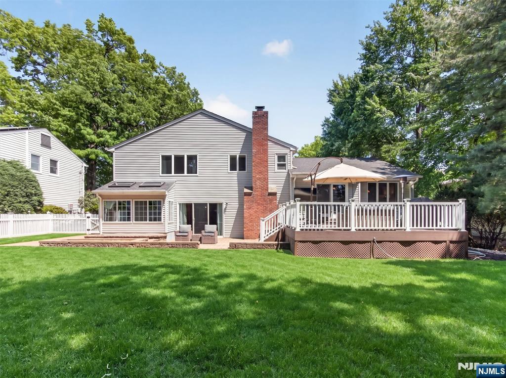 main property photo 45