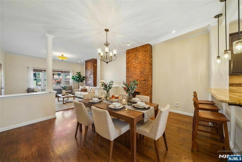 property viewer photo 1