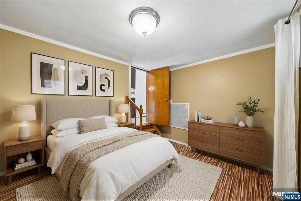 property viewer photo 7