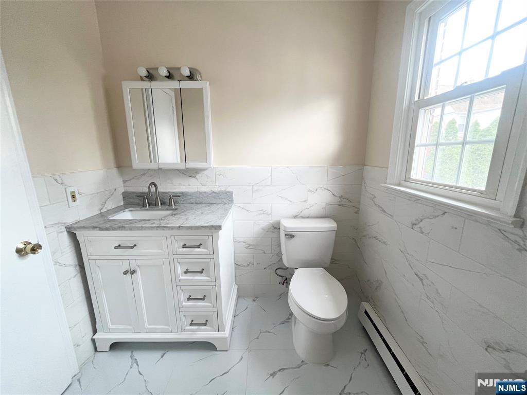 property viewer photo 15