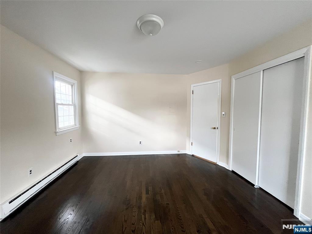 property viewer photo 2