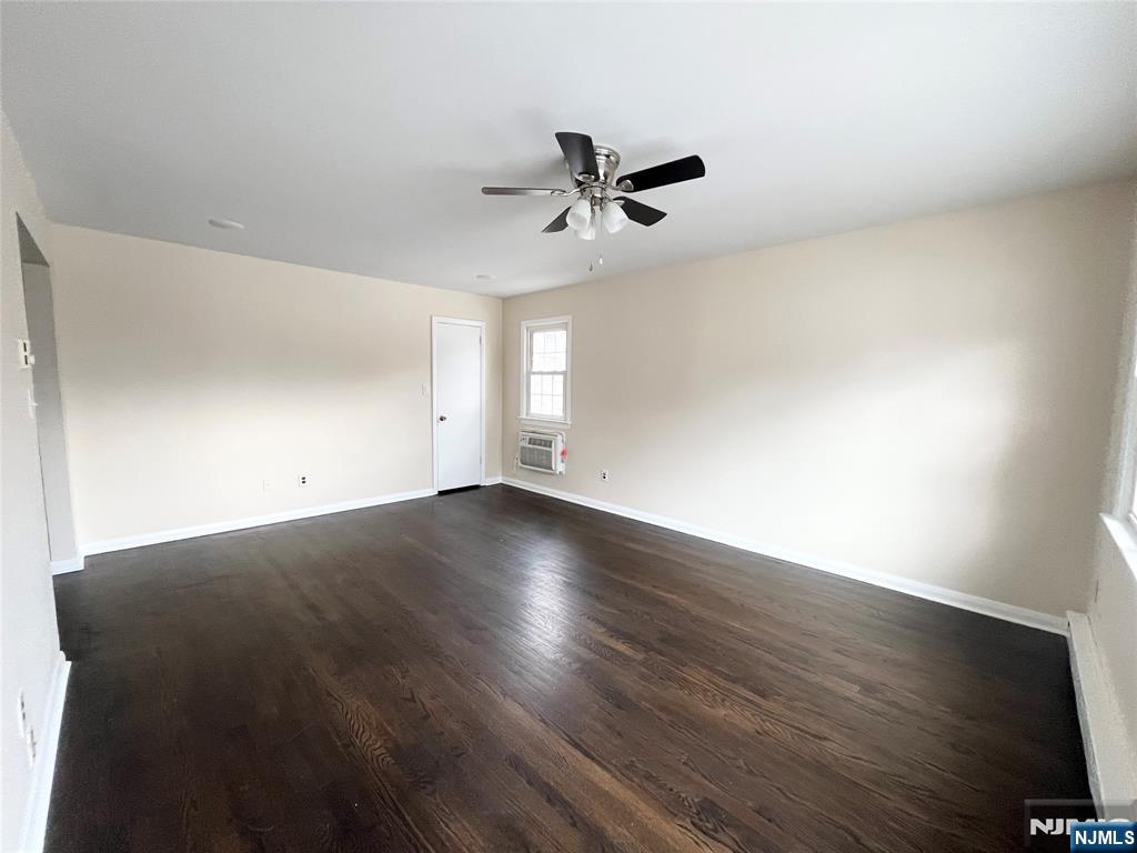 property viewer photo 20
