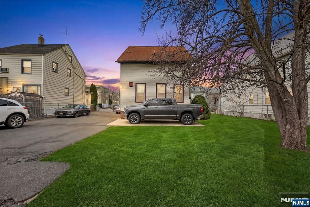 main property photo 32