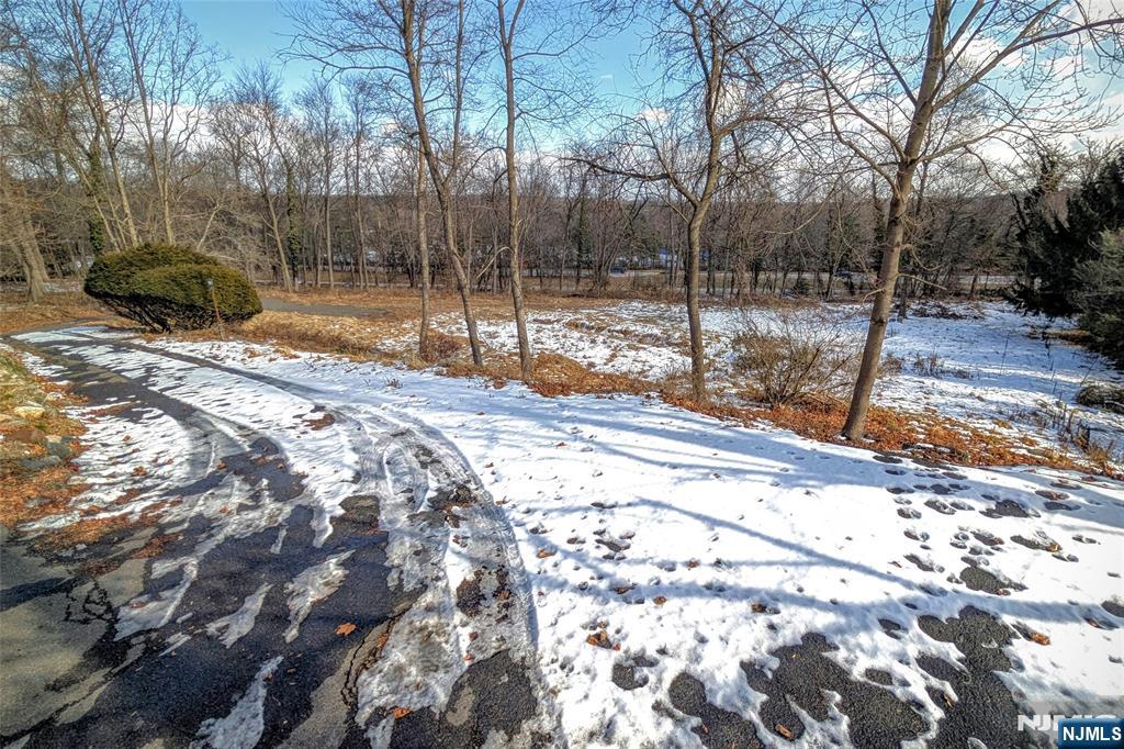 property viewer photo 1