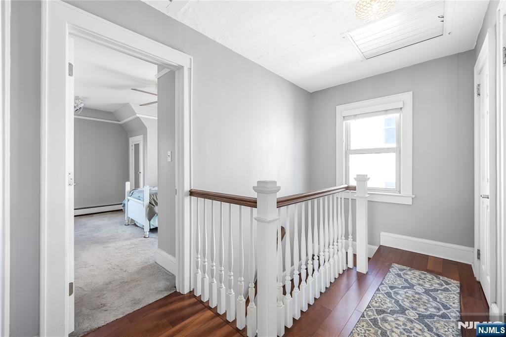 property viewer photo 14