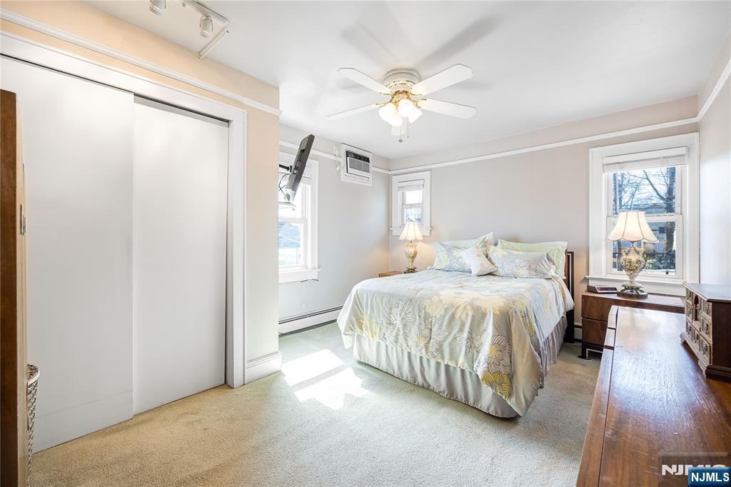 property viewer photo 15
