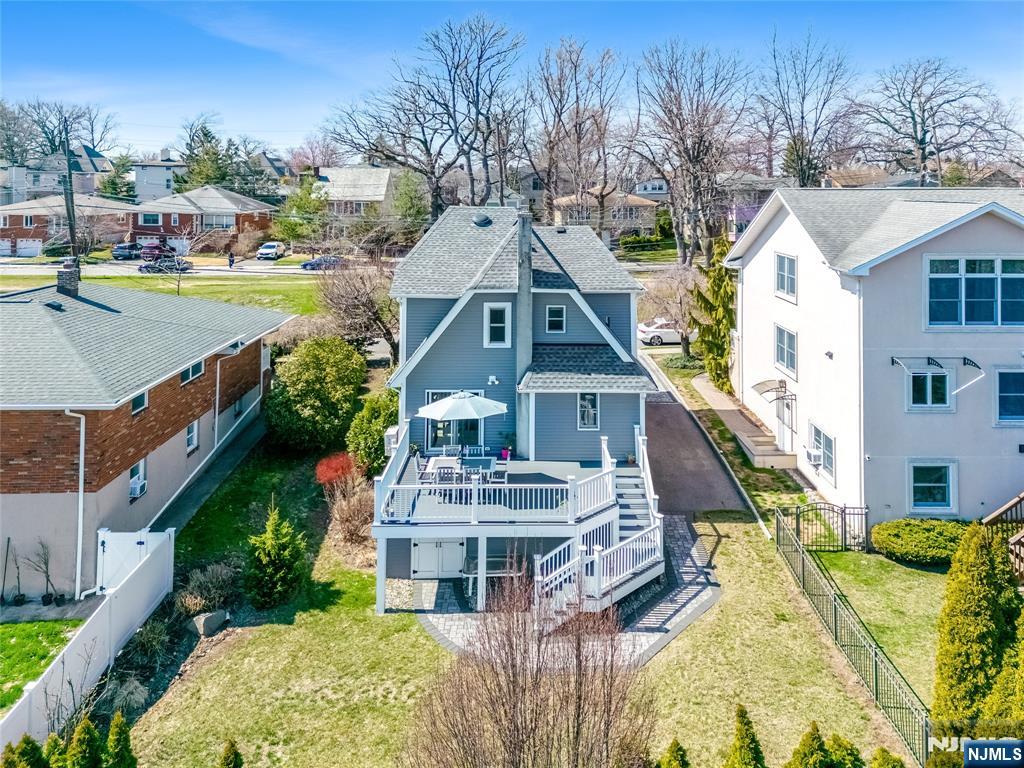 property viewer photo 34