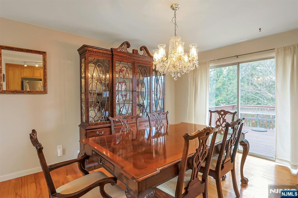 property viewer photo 11