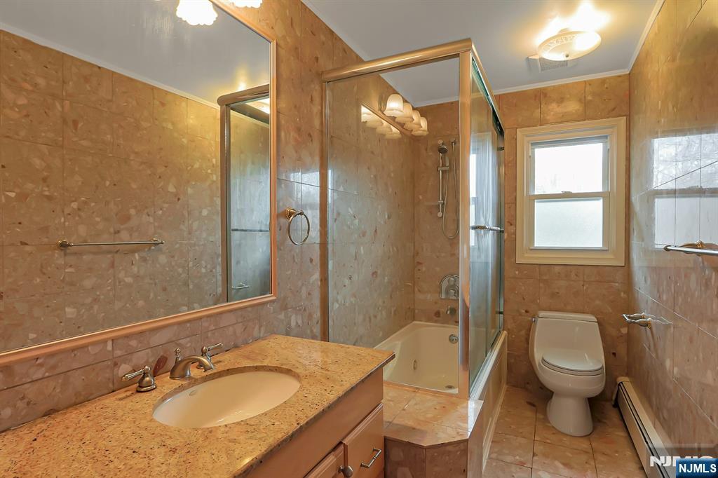 property viewer photo 27