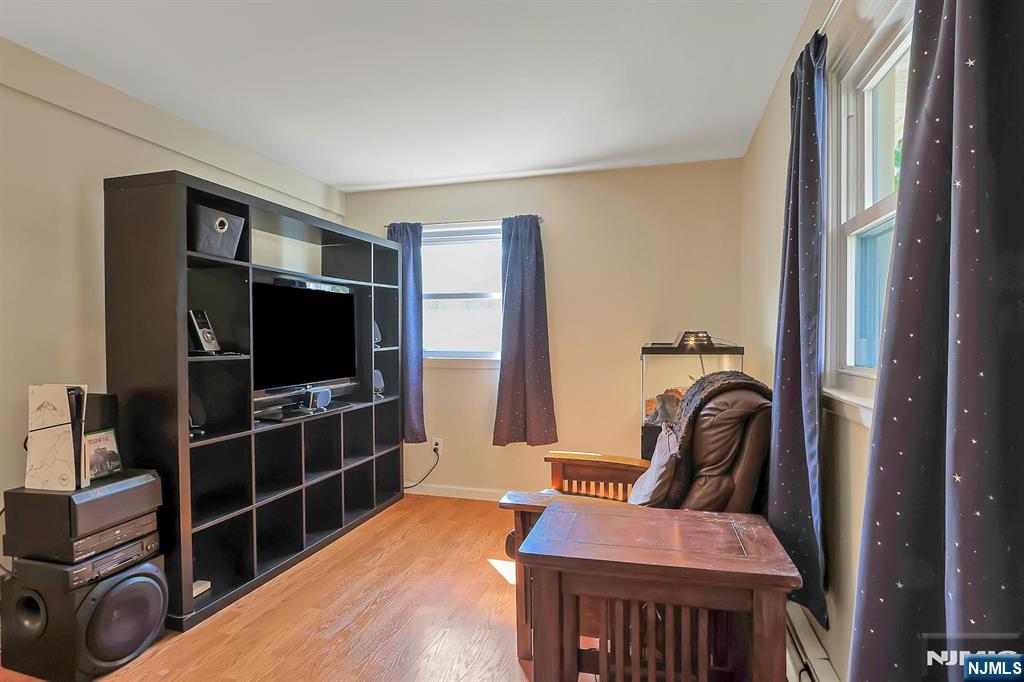 property viewer photo 33