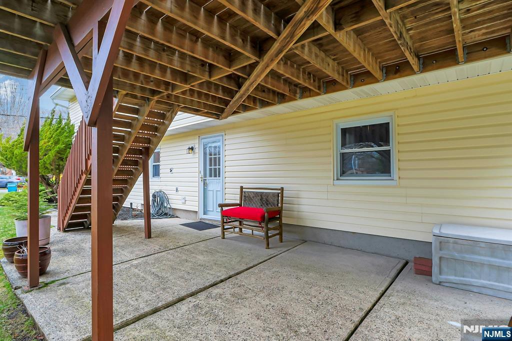 property viewer photo 42