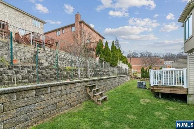 main property photo 17