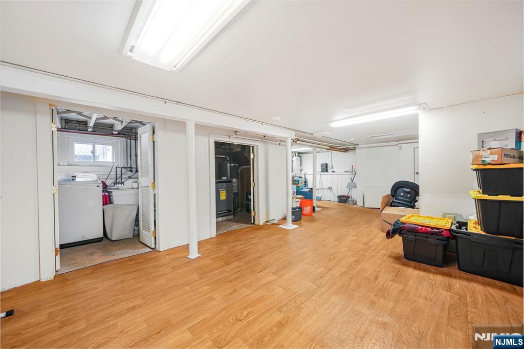 property viewer photo 10