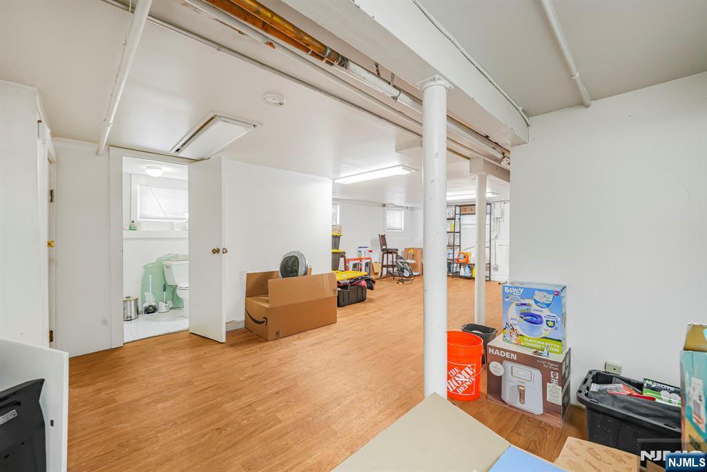 property viewer photo 11