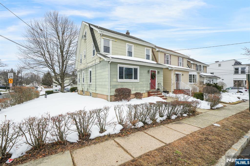 property viewer photo 9