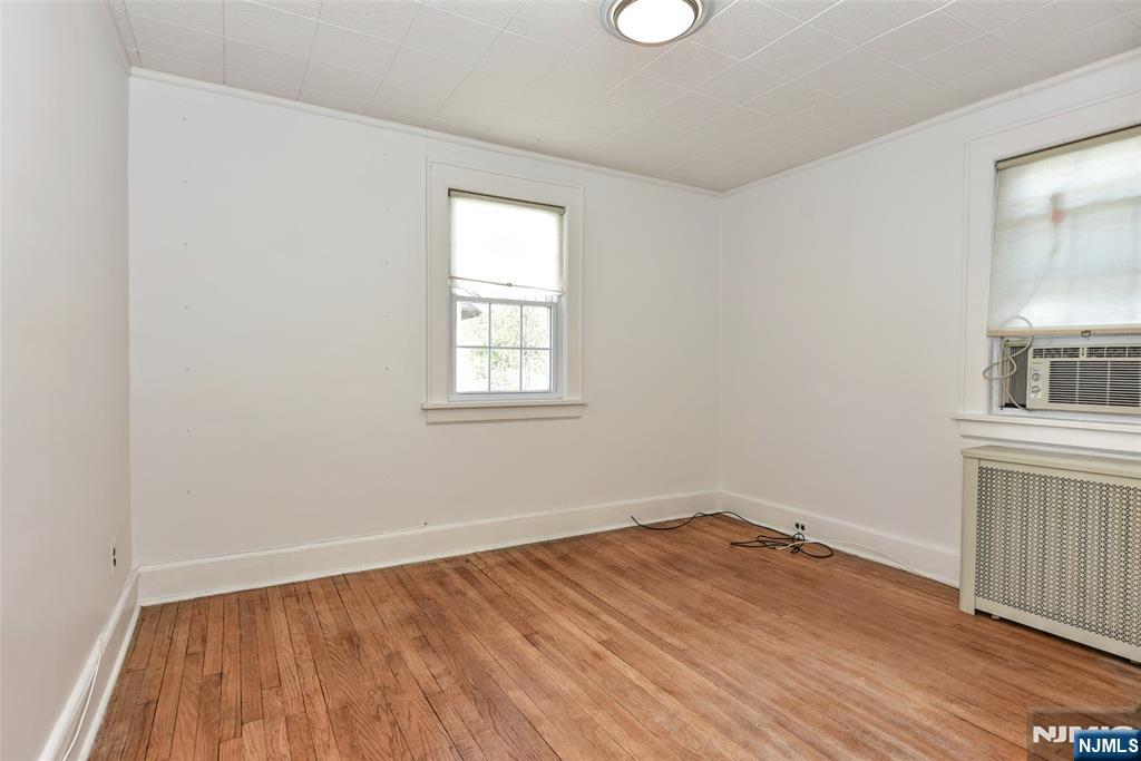 property viewer photo 11