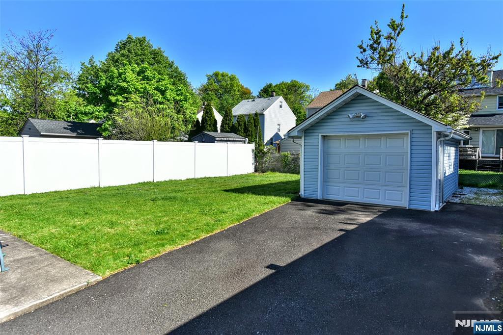 property viewer photo 14