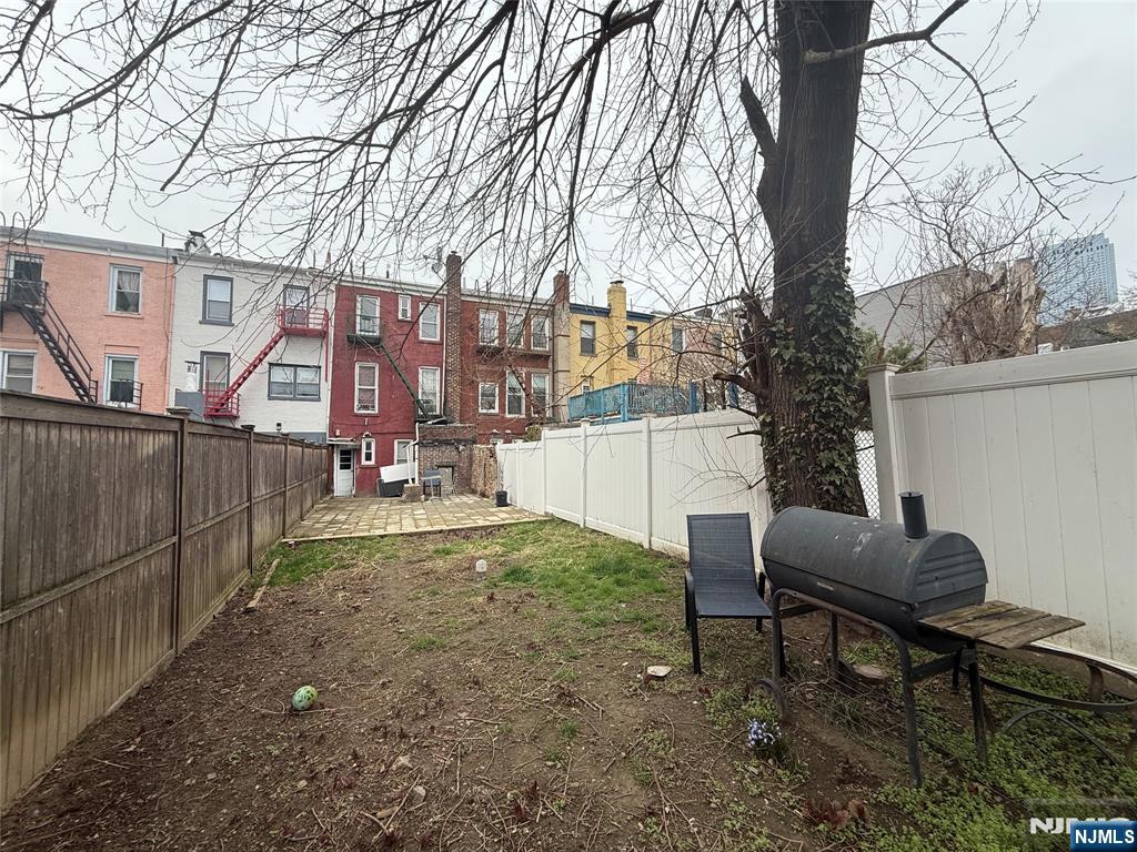 main property photo 15