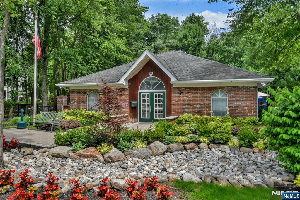 property viewer photo 15
