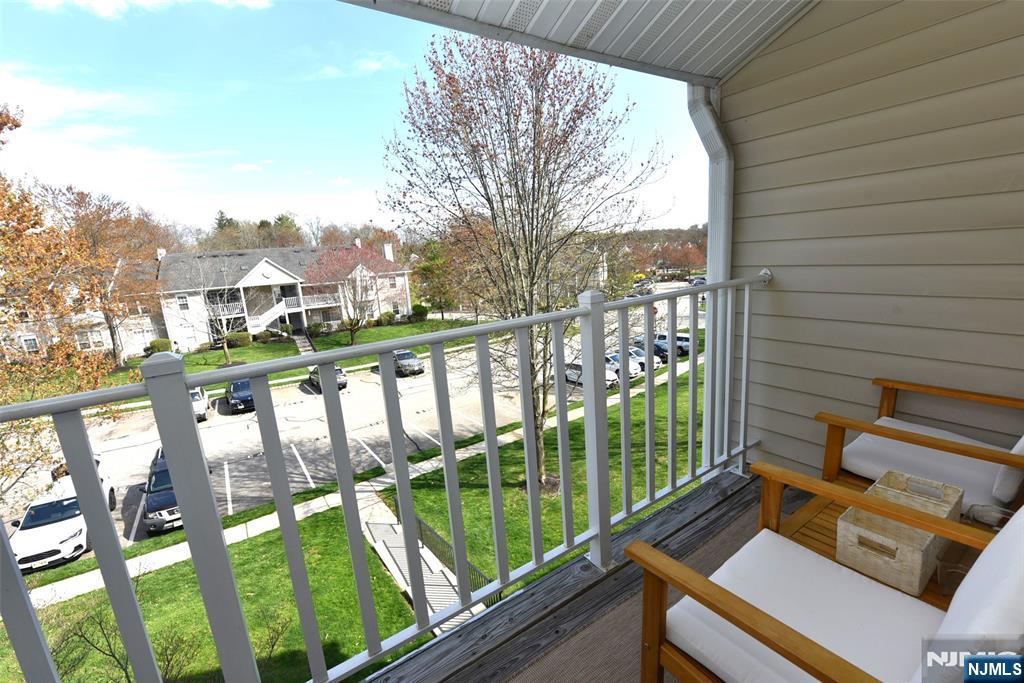 property viewer photo 5