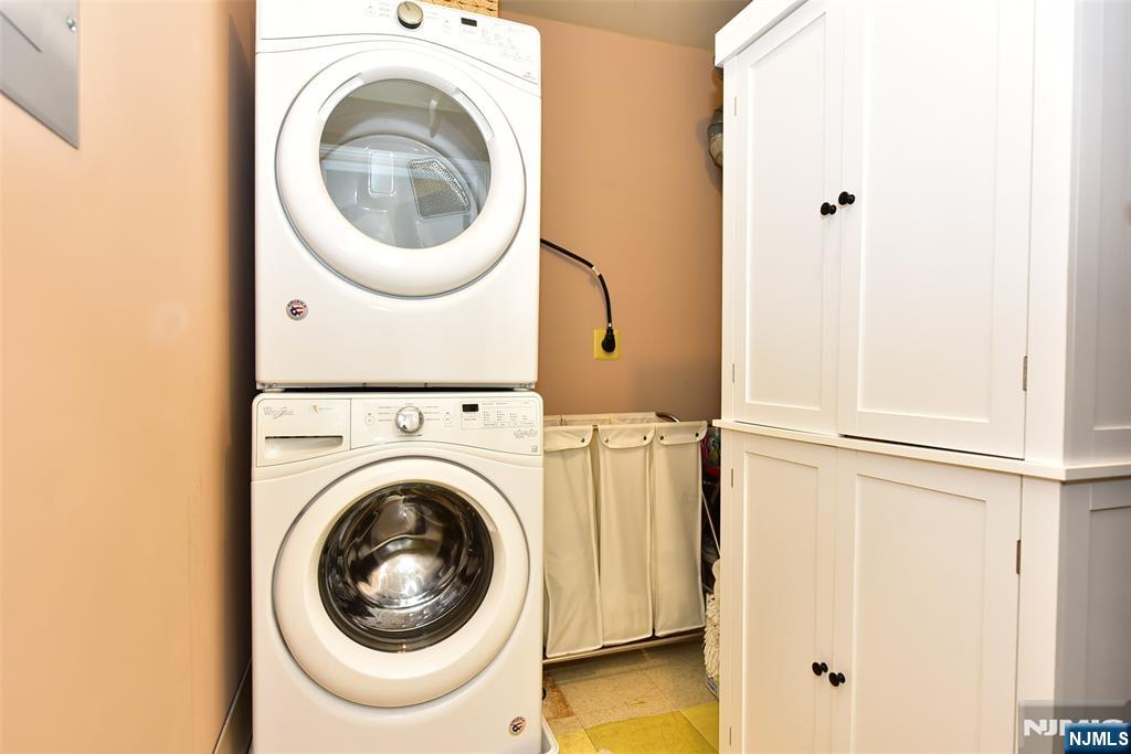 property viewer photo 8