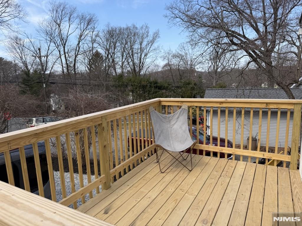 property viewer photo 3