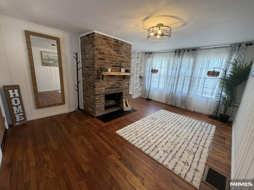property viewer photo 6