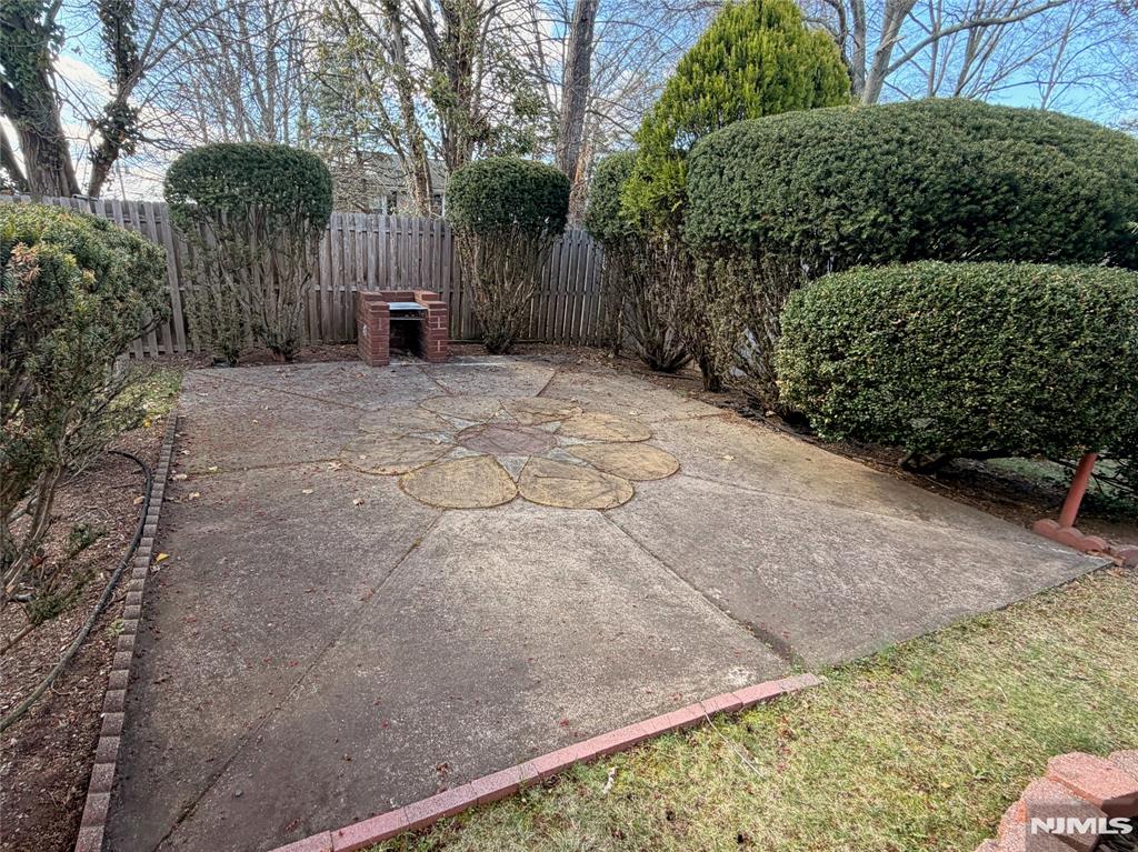 property viewer photo 9