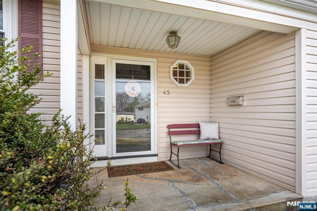 property viewer photo 2