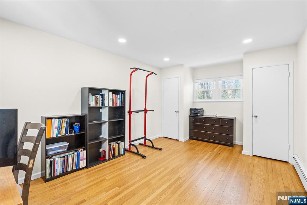 property viewer photo 10