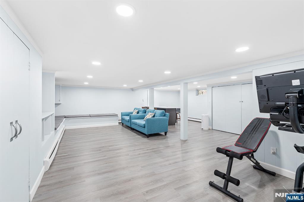 property viewer photo 20