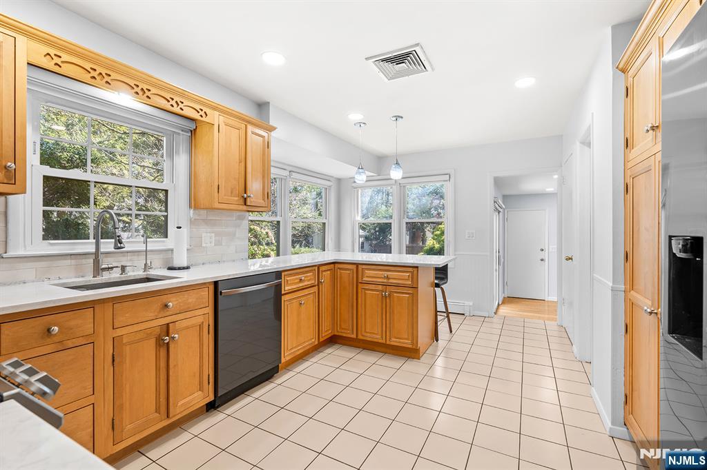 property viewer photo 8
