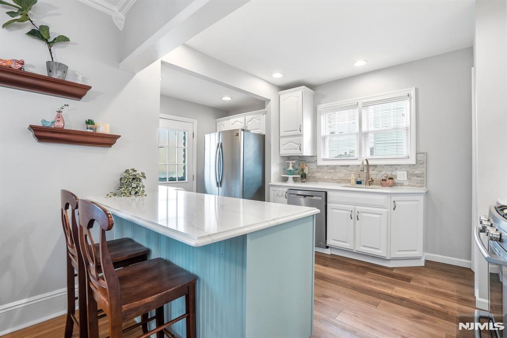 property viewer photo 10