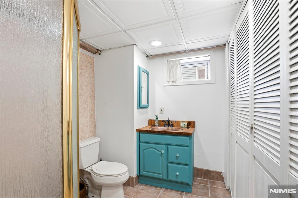 property viewer photo 18