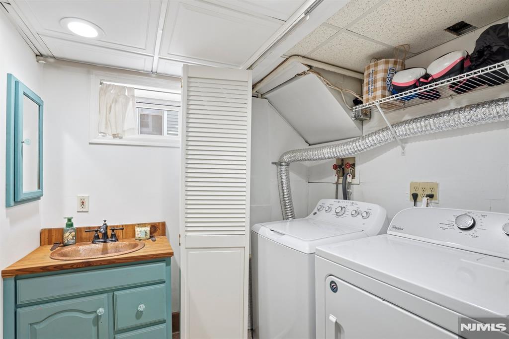 property viewer photo 19
