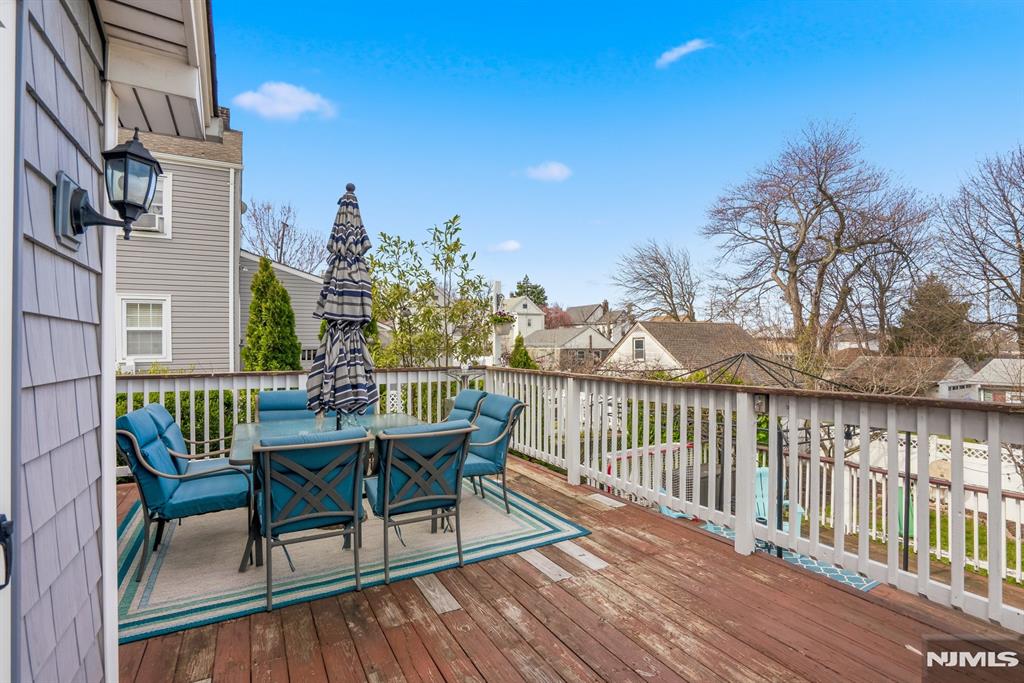 property viewer photo 20