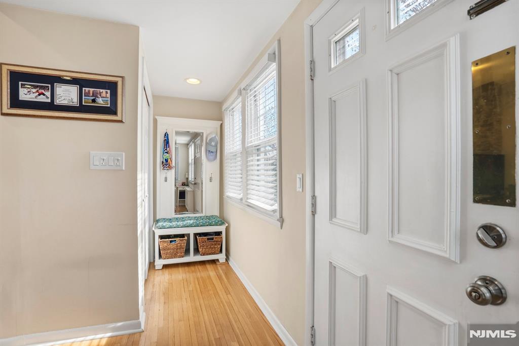 property viewer photo 3