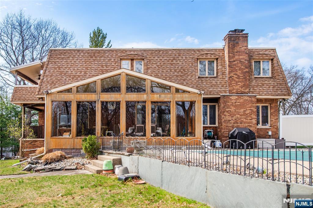 main property photo 44