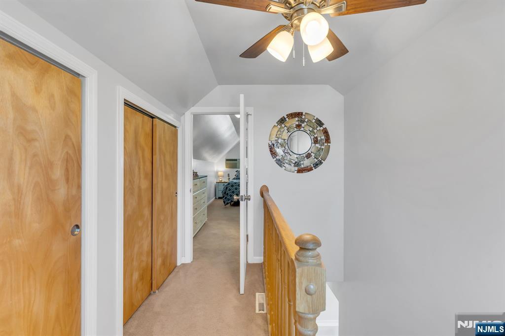 property viewer photo 17