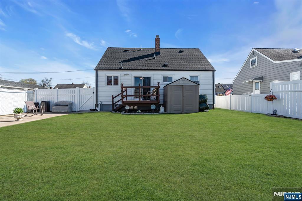 property viewer photo 23
