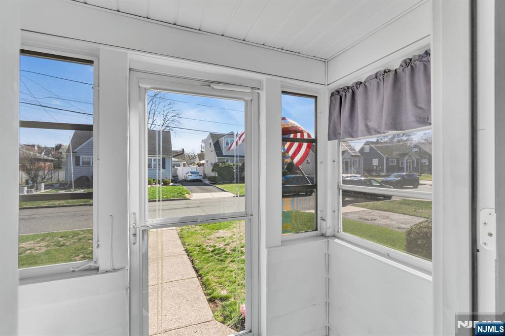 property viewer photo 4