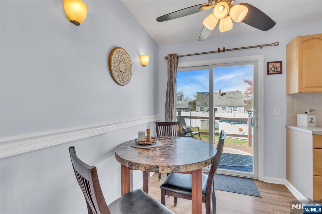 property viewer photo 8